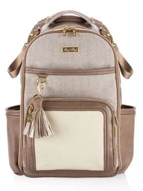 ITZY RITZY Boss Plus™ Large Diaper Bag Backpack in Vanilla Latte